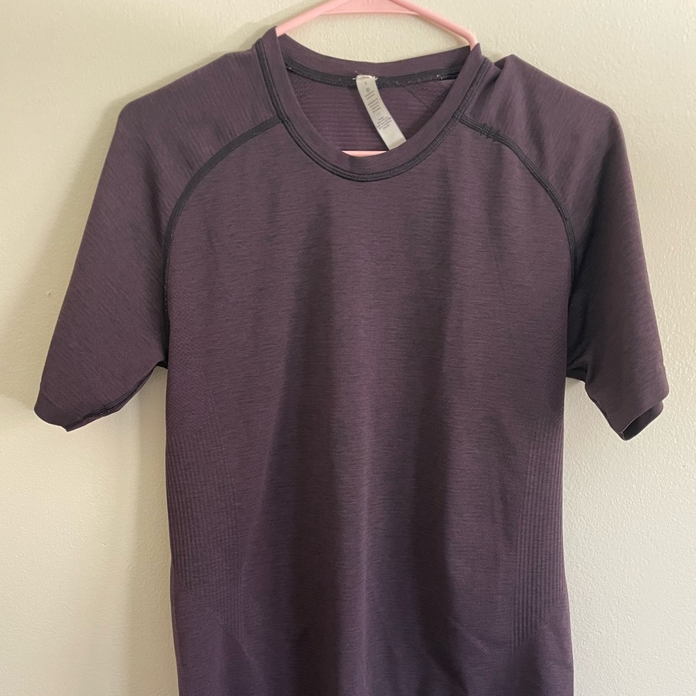 Lululemon shirt
